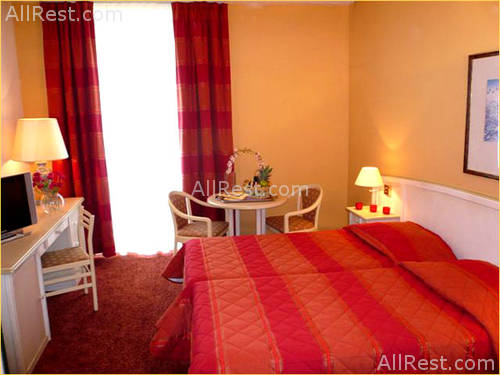Hotel Massena 16